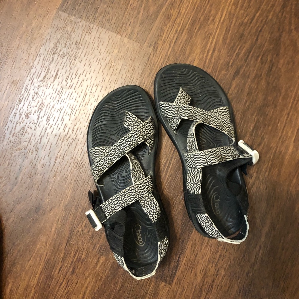 Chacos shoes size 5 1/2